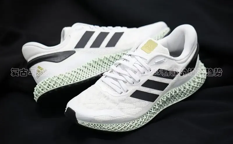 复古与未来交织：耐克老爹运动鞋2025新款的设计趋势