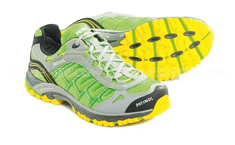 革新趋势：预见未来——安踏2025年女性运动鞋战略